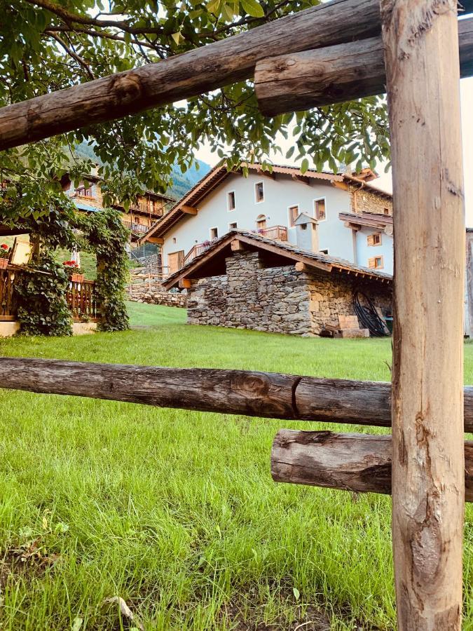 Ferienwohnung Lo Paglier - Le Four Des Alpes Rhemes-Saint-Georges Exterior foto